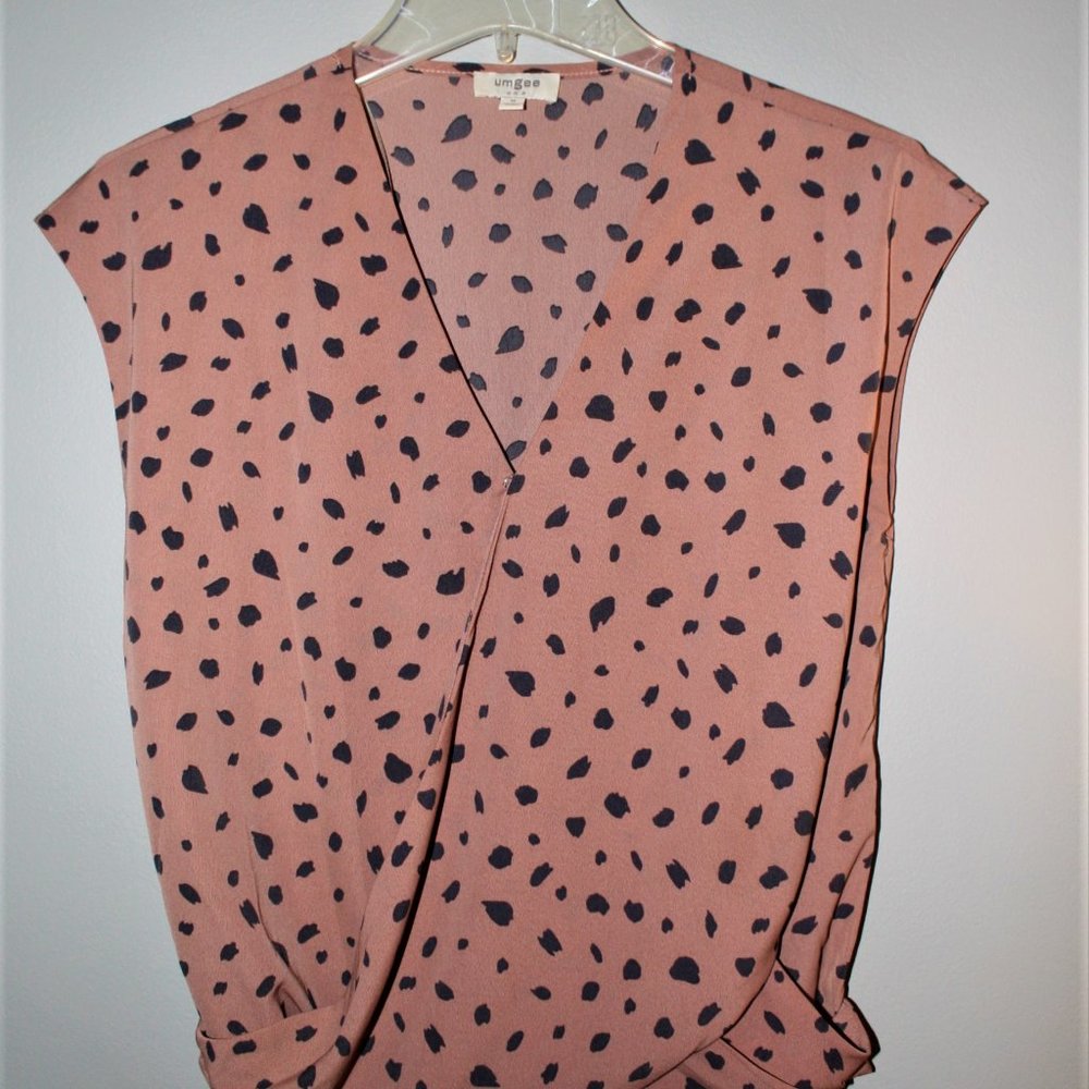 Umgee Cap-sleeved Blouse